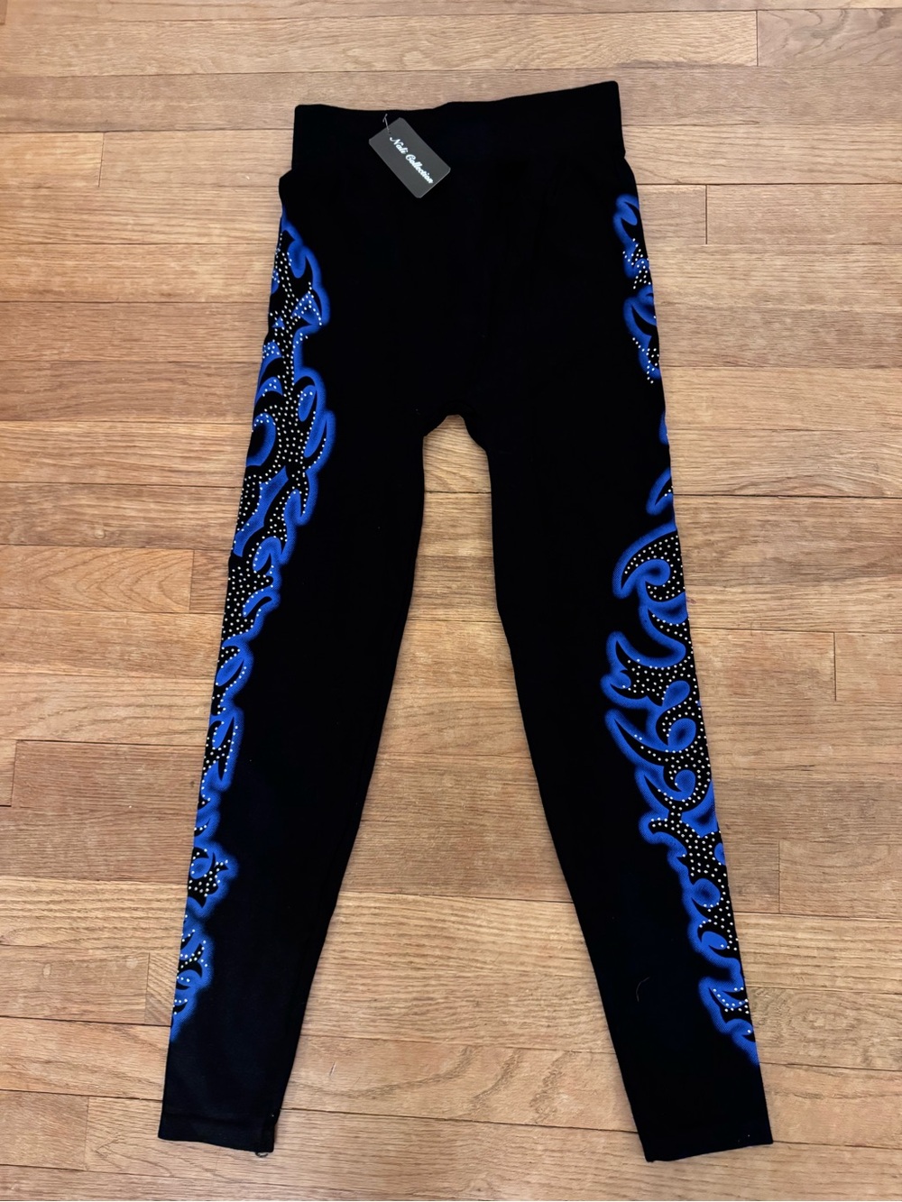 NWT Nali Collection Women's Black Blue Rhinestone Flame Leggings - One Size
 b11